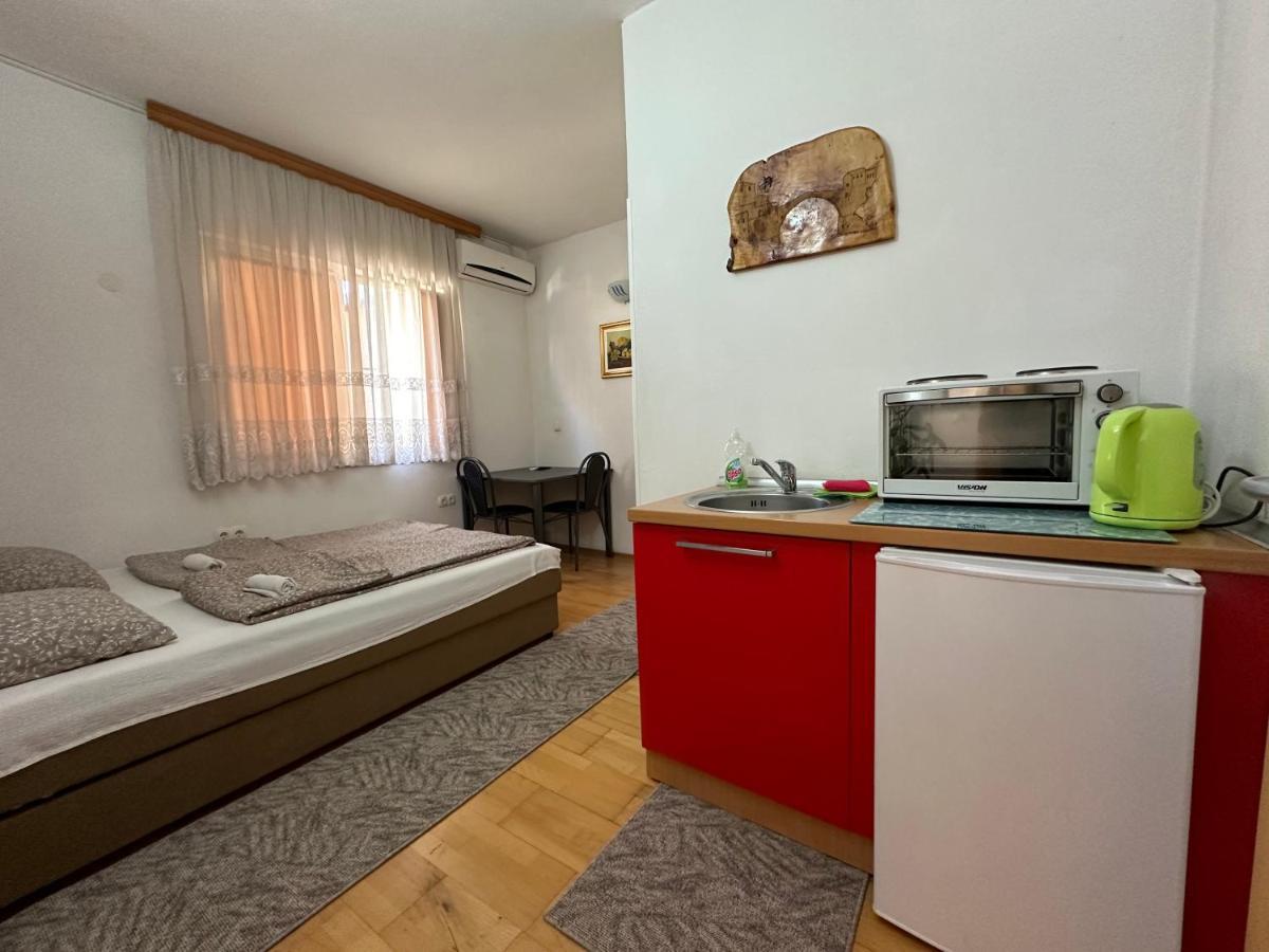 מוסטר Villa Anja Apartments מראה חיצוני תמונה