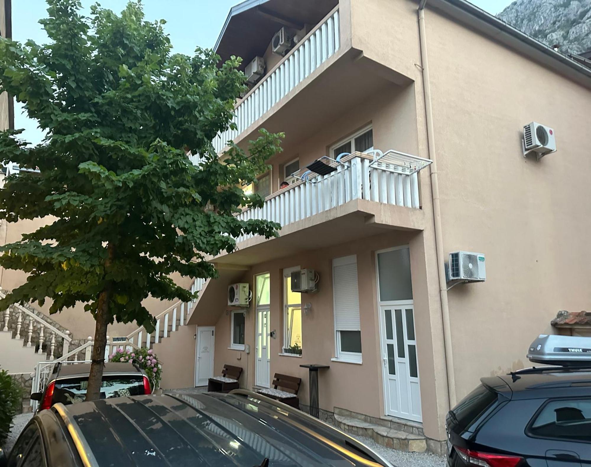 מוסטר Villa Anja Apartments מראה חיצוני תמונה