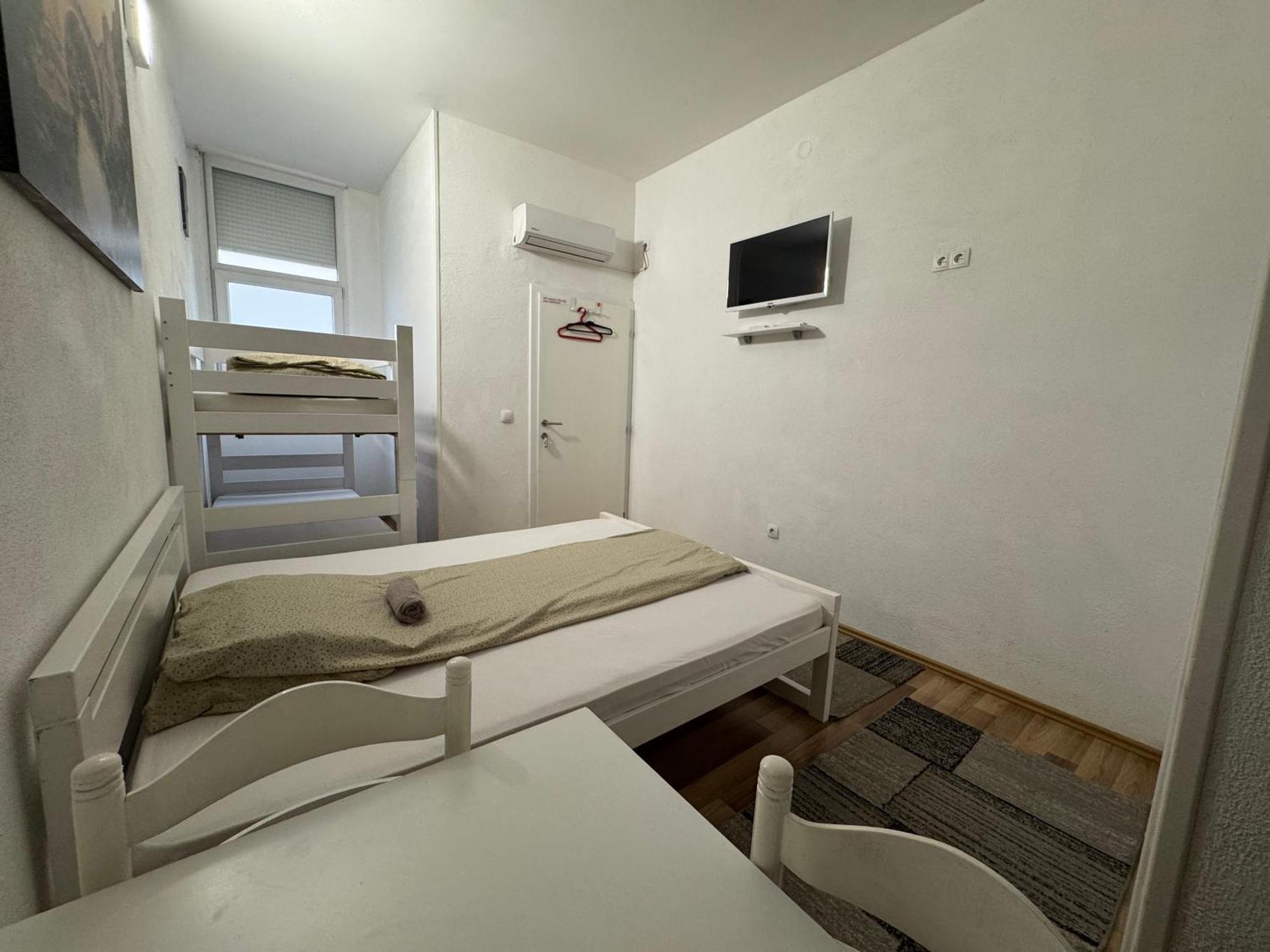 מוסטר Villa Anja Apartments מראה חיצוני תמונה