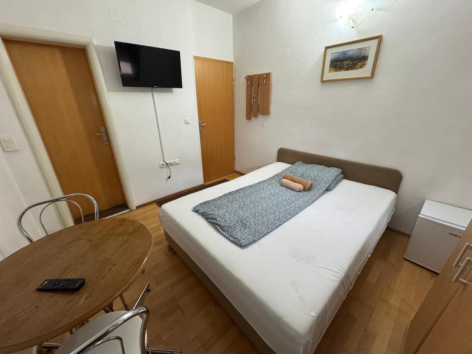 מוסטר Villa Anja Apartments מראה חיצוני תמונה